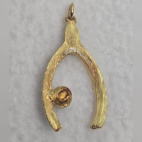 Wishbone faux pearl pendant, gold tone - Picture 5 of 5